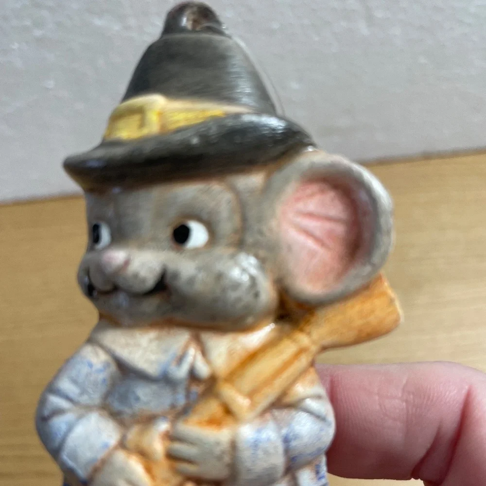 N/A vintage ceramic